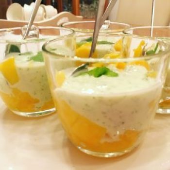 Ongekend Verrassing in glaasje van mango, Griekse yoghurt en munt MG-97